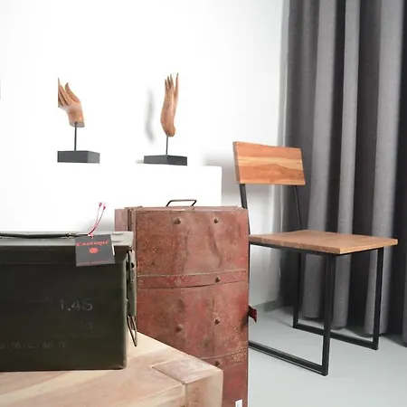 Omega House 2* ブカレスト