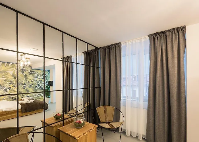 Hotel Omega House Bucareste