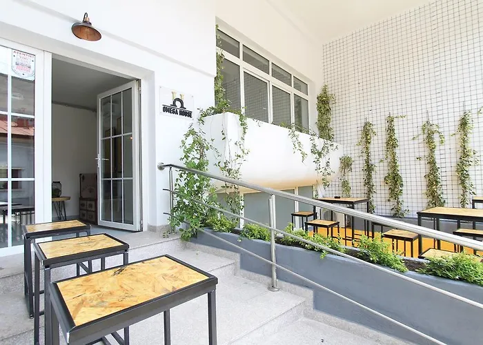 Omega House 2* Bucareste