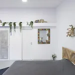 Omega House Hotel 2*