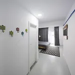 Omega House Szálloda