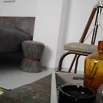 Omega House Бухарест