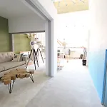 Omega House Szálloda 2*