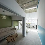 Omega House 2* Bukarest