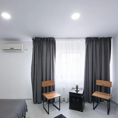 Omega House 2*