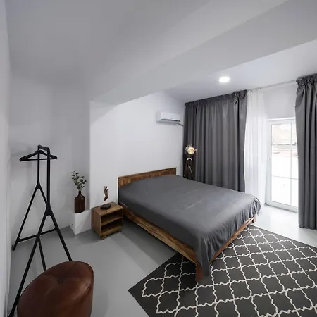 Otel Omega House Bükreş