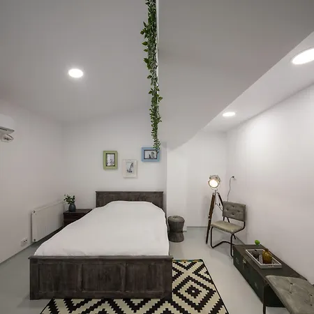 Omega House Hotel