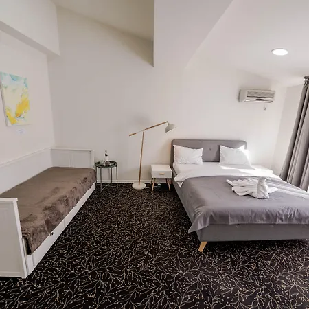 Omega House Otel
