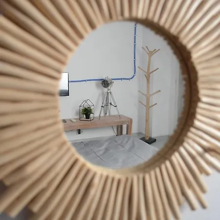 Omega House 2* Bükreş