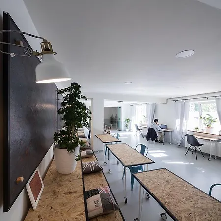 Omega House 2* Bukarest