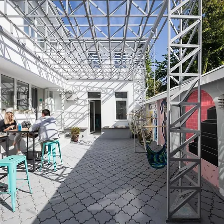 Otel Omega House Bükreş