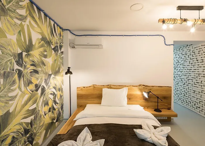 Omega House 2* Bükreş