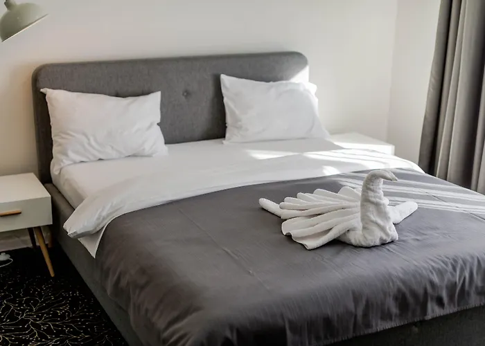Omega House Otel 2*