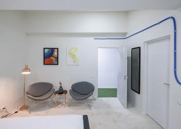 Omega House 2*