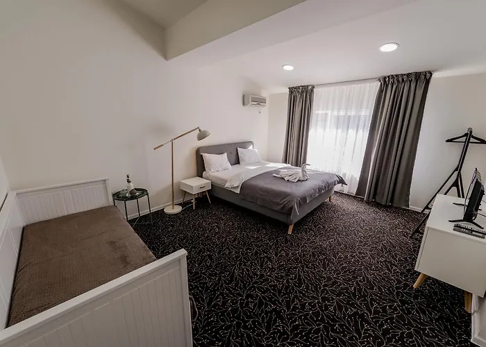 Omega House Otel Bükreş