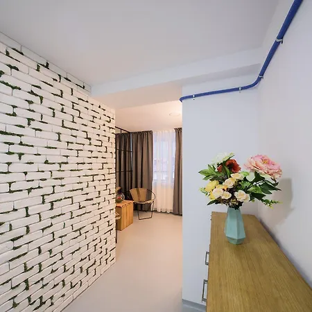 Hotel Omega House 2*