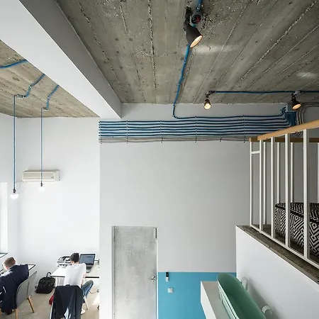 Omega House 2* Bucarest