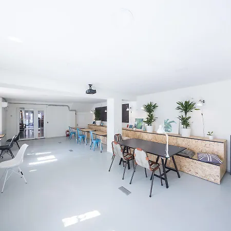 Omega House Bucarest