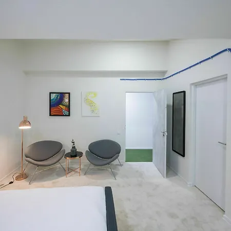 Omega House 2*