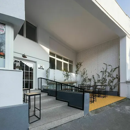 Omega House Hotel 2*