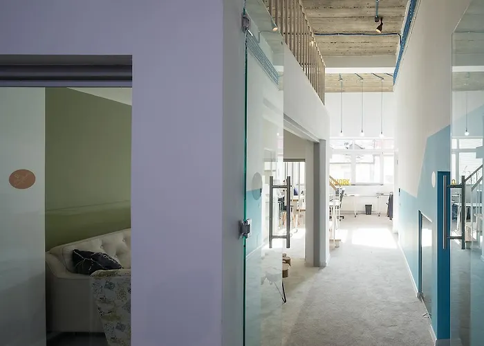 Hotel Omega House Bucureşti