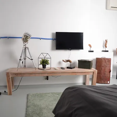 Omega House 2* Bukurešť