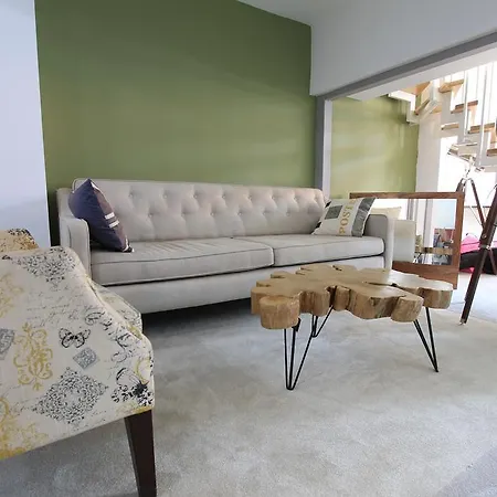 Omega House Hotel 2*