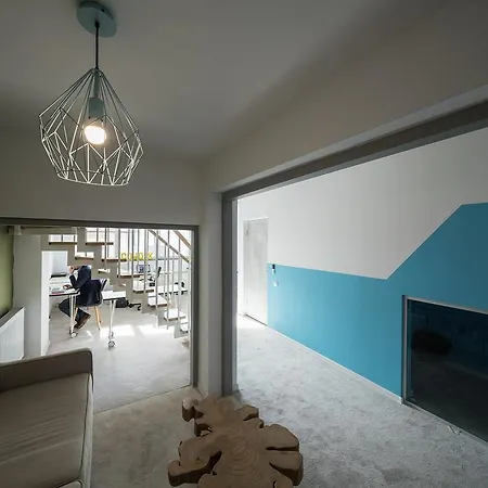 Hotel Omega House 2*