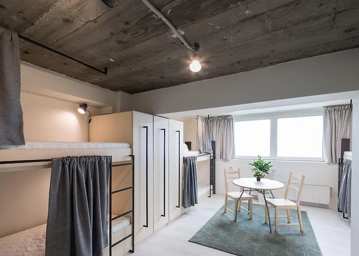 Omega House 2* Bucarest